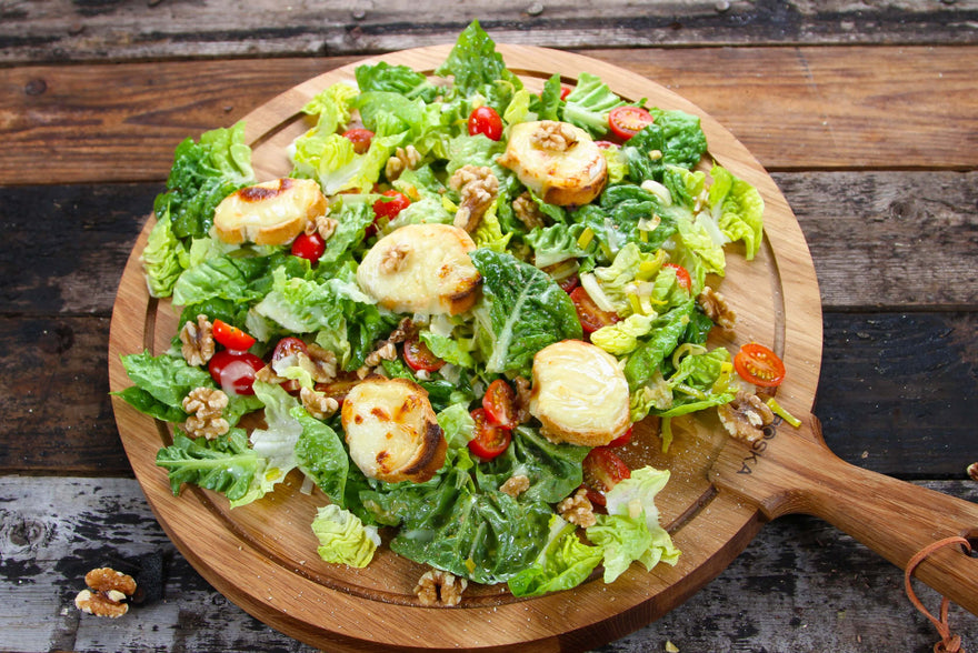 Toasted goat's cheese salad