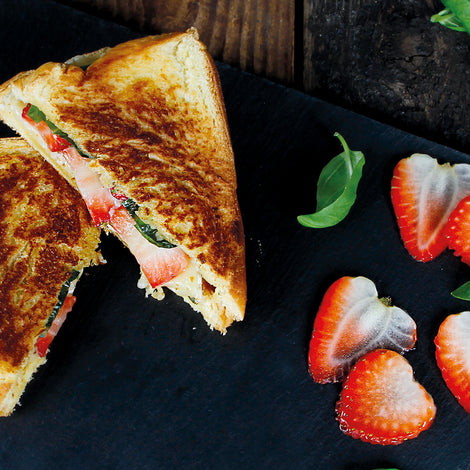 Brie and strawberry grilled cheese