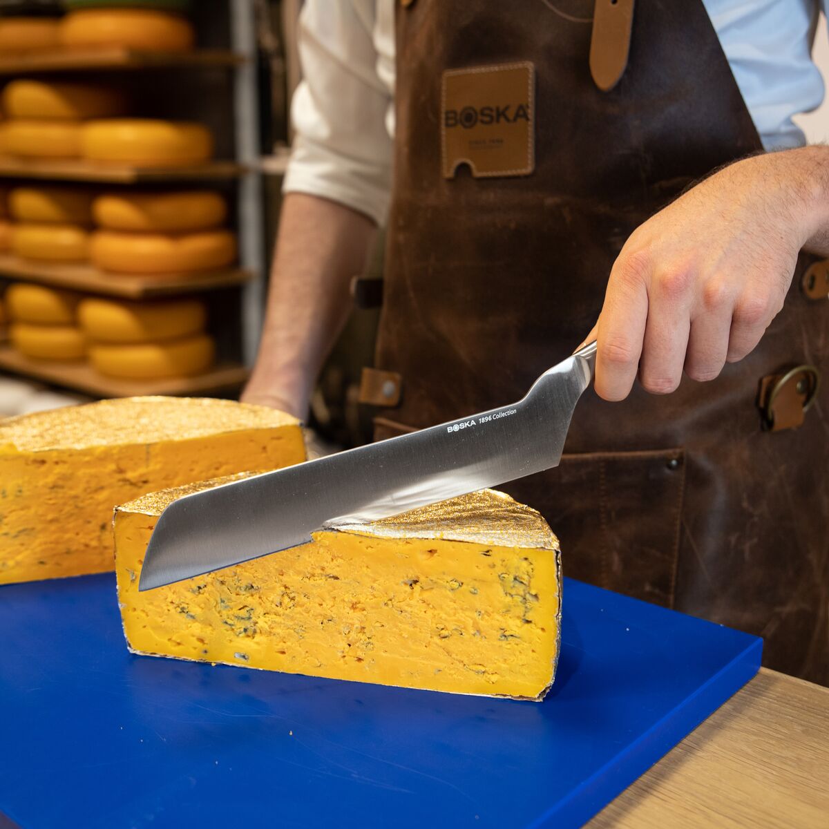 Semi-hard cheese knife